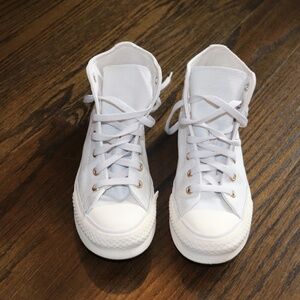 Chuck Taylor All Star EVA Lift Platform Tonal Canvas YOUTH Size 3.5 Barely Grey